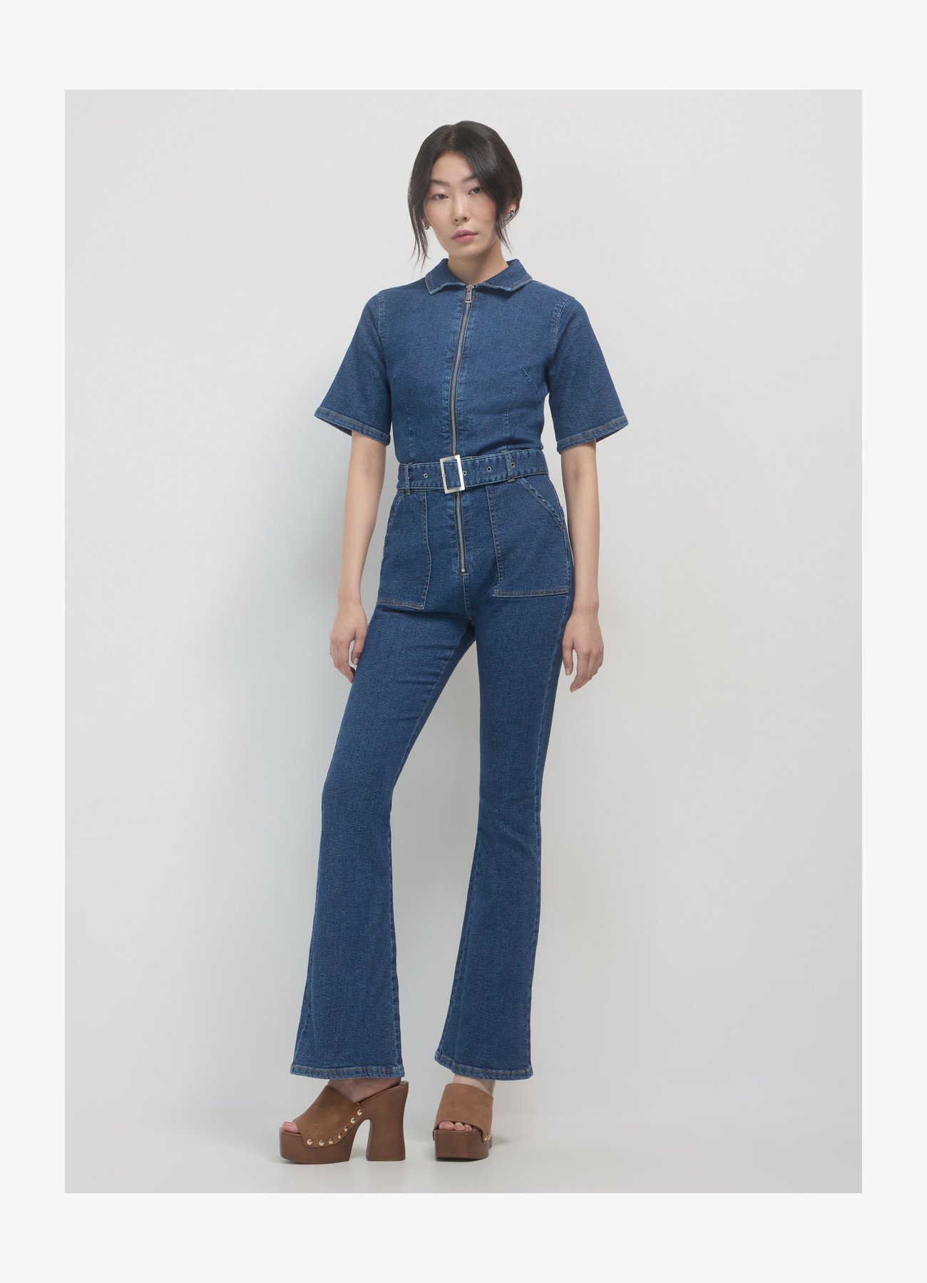 Tuta Donna Elegante Maniche Corte – Scollo Rotondo Con Cintura – Gamba Larga – Tessuto Morbido – Vari Colori