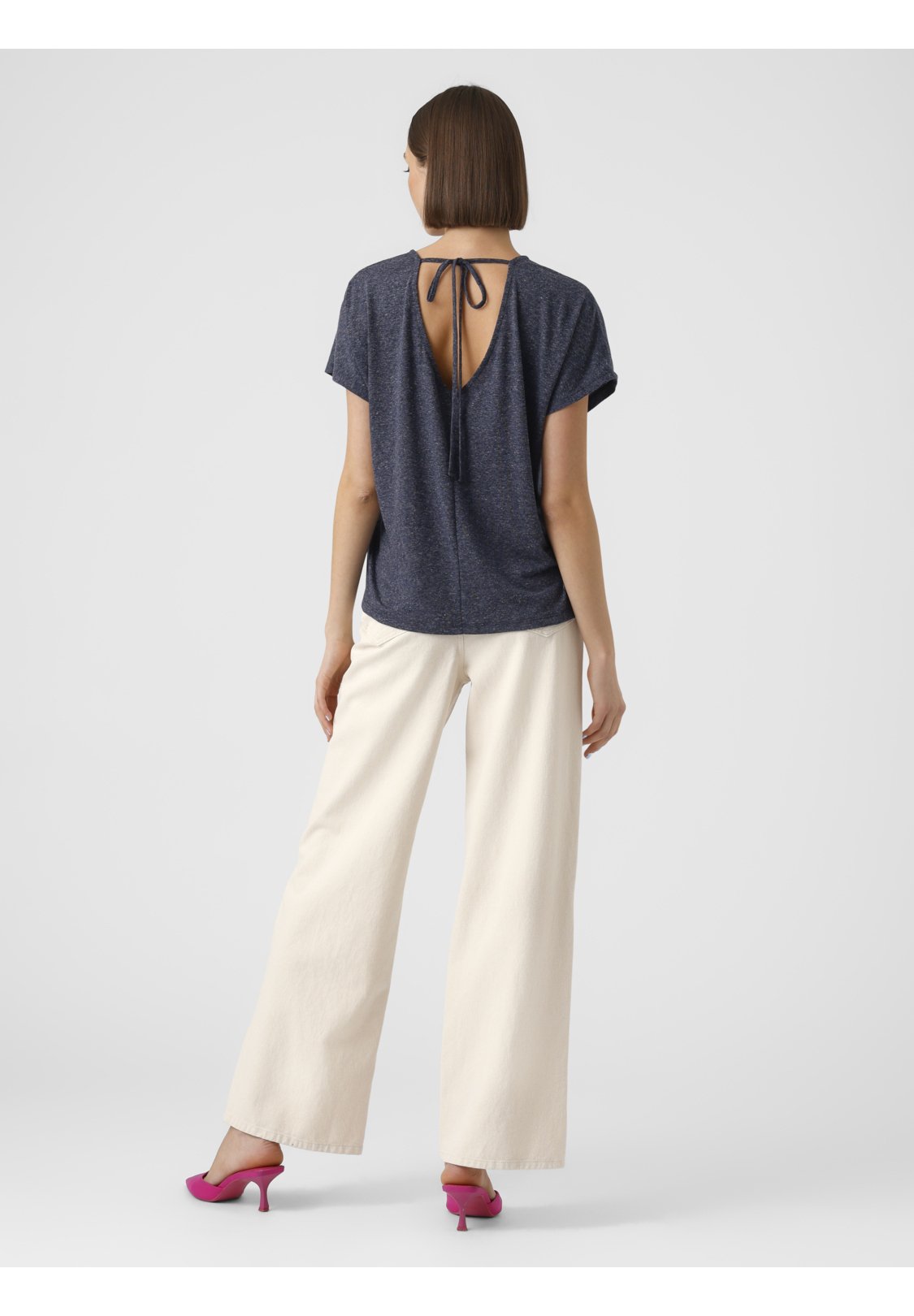 VERO MODA Damen Vmmarijune Ss Deep V-Neck Top – Weiches T-Shirt Mit V-Ausschnitt, Reguläre Passform