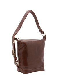 Borsa a tracolla in pelle marrone con finitura liscia, forma rettangolare, tracolla regolabile e cuciture a contrasto. Presenta dettagli in metallo.
