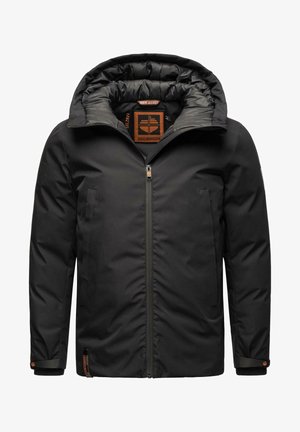 Czarna ocieplana kurtka z wysokim kołnierzem, kapturem, zamkiem błyskawicznym z przodu i akcentami w postaci toggle. Posiada gładką teksturę oraz boczną kieszeń.