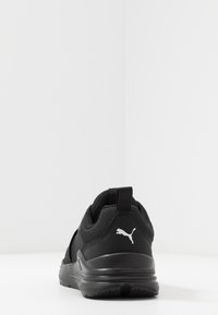 Puma Obuwie do biegania treningowe