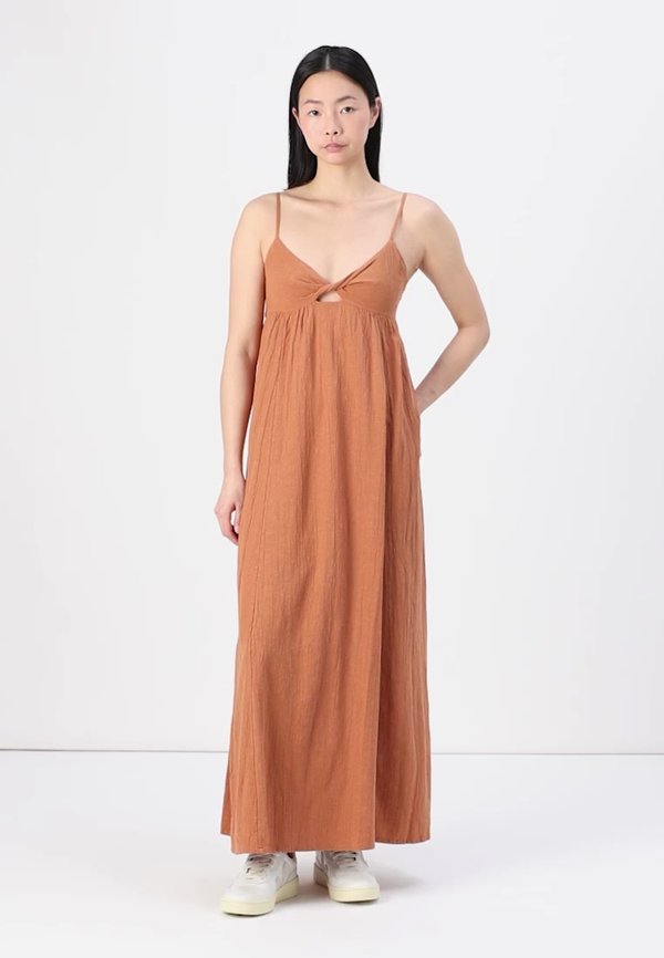 MODERN LOVE MAXI - Maxi dress - doeskin2
