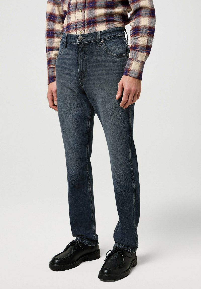 Wrangler SBORO - Vaqueros rectos - ocean storm