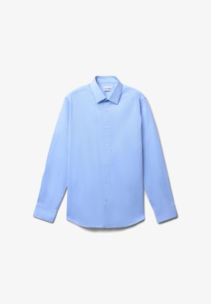 Camicia azzurra a maniche lunghe con colletto classico, realizzata in tessuto liscio, con un design semplice e sei bottoni frontali.