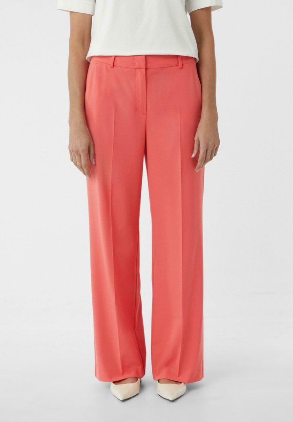 FLIESSENDE MIT WEITEM BEIN - Stoffhose - koralle