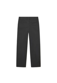 Pantalon noir à jambes droites vu de dos avec passants de ceinture et deux poches passepoilées.