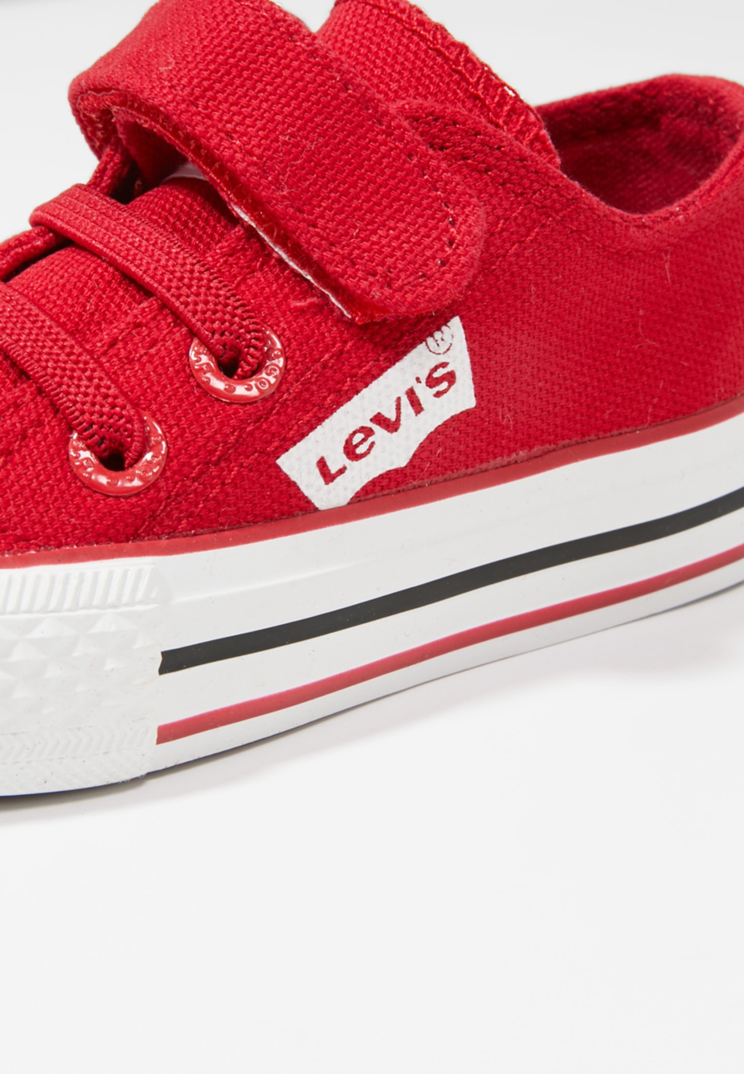 red levi shoes