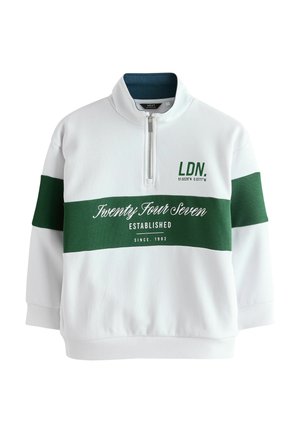 Weißer Pullover mit grünem horizontalem Streifen, Viertel-Reißverschluss-Kragen und Text: "LDN. 51.5229°N 0.0777°W" und "Twenty Four Seven Established Since 1982"