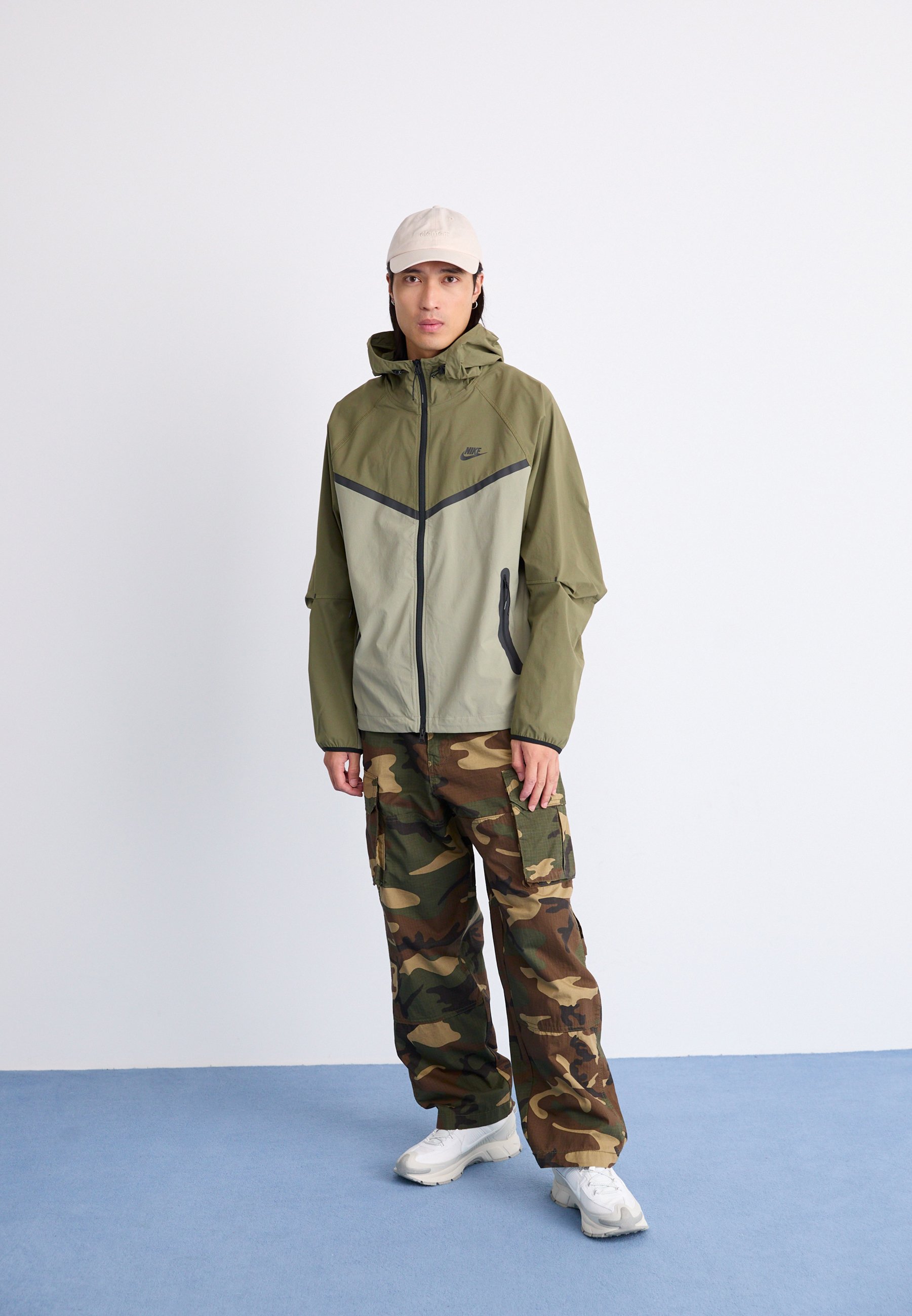 nike windbreaker cargo pants