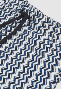 Reiss REISS TETI ZIG-ZAG KNIT DRAWSTRING SHORTS - Shorts - blue