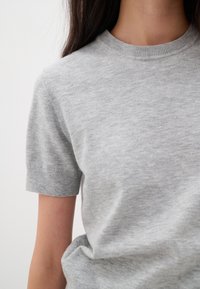 InWear KELLSIEIW - Paprasti marškinėliai - granite melange