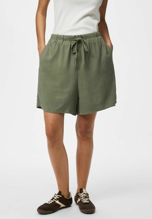 Pieces SHORTS PCVINSTY HW - Short - deep lichen green