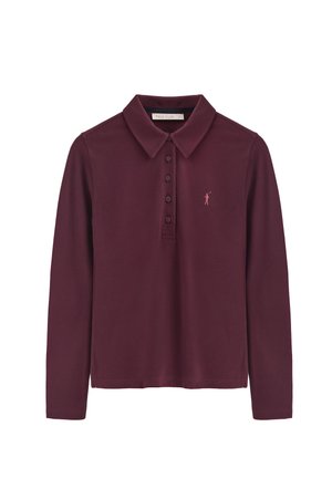 Camisa polo de manga larga color burdeos con cuello, seis botones y un pequeño logo rosa en el lado izquierdo. Hecha de un material suave y de un solo color.