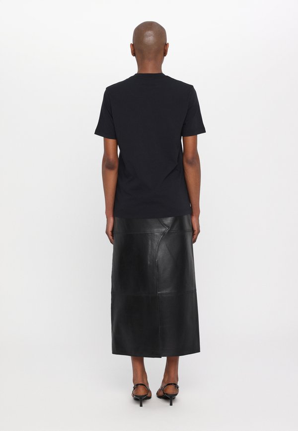 EDWIN CALL ME BABY - Print T-shirt3