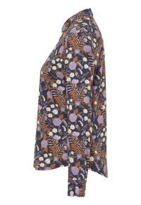 Chemise à manches longues boutonnée avec un fond sombre présentant des motifs floraux et de feuilles orange, violets et crème.