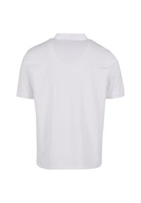 Baltā īsām piedurknēm polo krekls ar klasisku apkakli un gludu, viendabīgu tekstūru, bez redzamām rakstām vai akcentiem. Attēlots aizmugures skats.