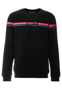 Černá mikina s žebrovanými manžetami a lemem. Na hrudi má červené a modré vodorovné pruhy a logo "RACE" v kontrastních barvách.