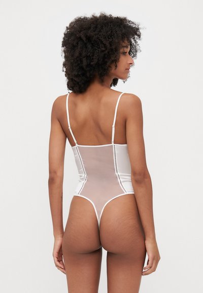 KIKI DE MONTPARNASSE TEMPTRESS - Bodi - white