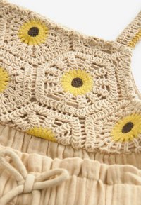 Next SUNFLOWER  SET - REGULAR FIT - Šorti - stone