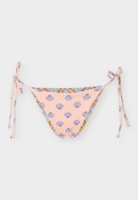 Κάτω μέρος μπικίνι ροδακινί χρώματος με δεσίματα στο πλάι, διακοσμημένο με μοτίβα μωβ κοχυλιών και πολύχρωμη εσωτερική επένδυση.
