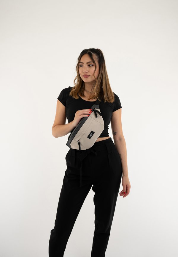 OLE - Gürteltasche - sand grau