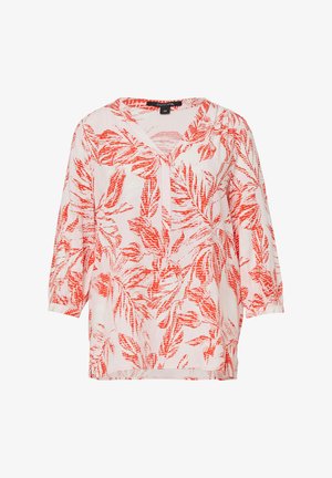 Biały top z czerwonym wzorem liści, dekoltem w serek, rękawami do łokcia i luźnym krojem. Lekka tkanina o gładkiej fakturze.