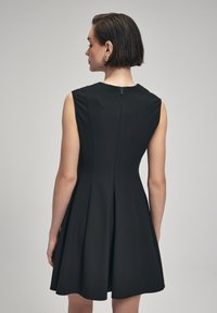 adL V NECK - Freizeitkleid - black