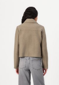 Vero Moda VMSAFIR SHORT JACKET - Lett jakke - fossil