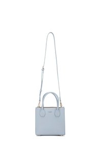 Borsa a forma quadrata in materiale sintetico azzurro chiaro. Presenta due manici superiori, una tracolla removibile e dettagli in metallo dorato.