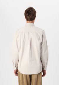 Carhartt WIP MADISON - Marškiniai - beige
