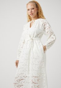 Selected Femme SLFSONORA DRESS - Dnevna haljina - snow white