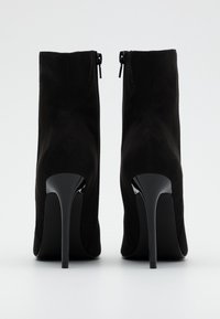 Even&Odd Botines de tacón - black