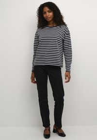 Kaffe KAWINNI - Pikkade varrukatega topp - black oyster ant. white stripe