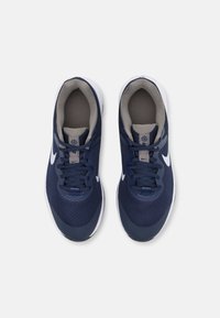 Nike Performance NIKE REVOLUTION 6 (GS) - Zapatillas running asfalto - midnight navy/white/flat pewter