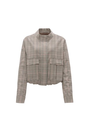 Gekürzte Jacke im Karomuster mit hohem Kragen und zwei vorderen Taschen. Hergestellt aus einem strukturierten Stoff in neutralen Tönen von Beige und Schwarz.