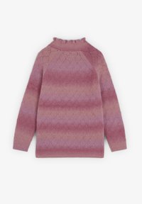 Jersey de punto en tonos rosa degradado, que presenta un patrón de diamante texturizado, puños acanalados y un cuello alto con volantes.