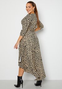 Bubbleroom HIGHLOW JERSEY DRESS - Maxikleid - beige