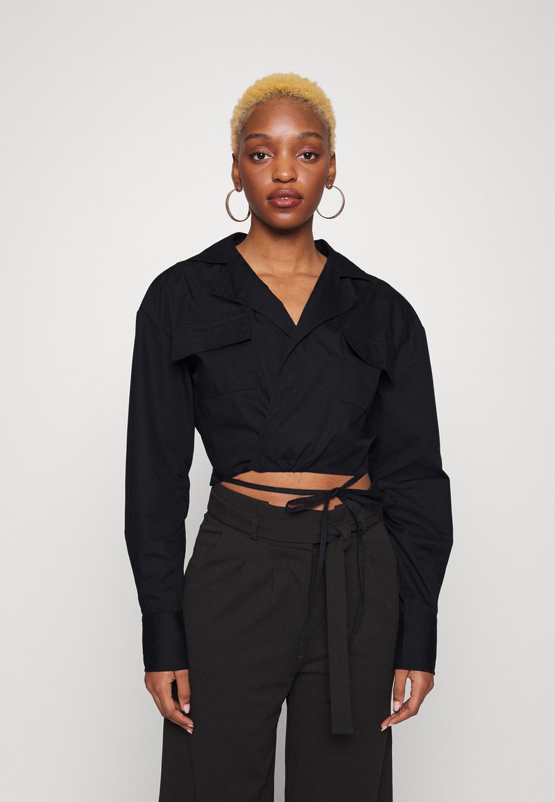 Gina Tricot Petite DELLA - Blusa - black