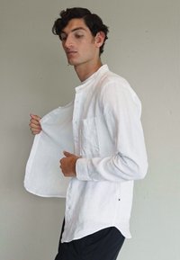 NN.07 EDDIE - Camicia - white