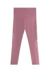 Różowe legginsy z elastycznego materiału, dobrze dopasowane. Posiadają subtelny wzór z gwiazdami oraz kolorowy emblemat w pobliżu kostki.