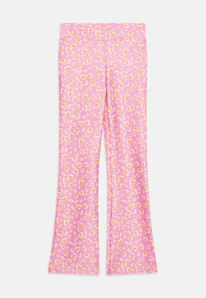 Vaaleanpunaiset liehuvat legginssit, joissa on kuvio pienen pienistä keltaisista ja oransseista sydämistä pehmeällä, joustavalla kankaalla. Sileä tekstuuri, joustava vyötärönauha.