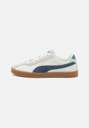 CLUB II YEAR OF SPORT JR UNISEX - Zapatillas - vapor gray/club navy/gum