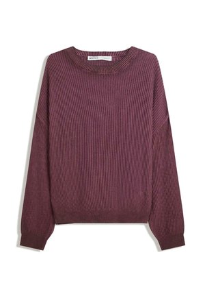 Maroon ribbed sweater with long sleeves, a round neckline, and a relaxed fit. Textured fabric with subtle variations in color.