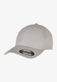 Unselected, silver