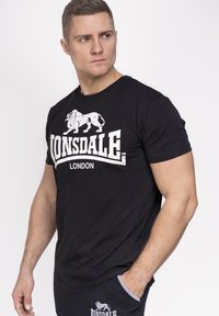 Lonsdale - NORMALE PASSFORM LOGO - Printtipaita - black Pienoiskuva 1