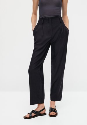 Chino - dark blue