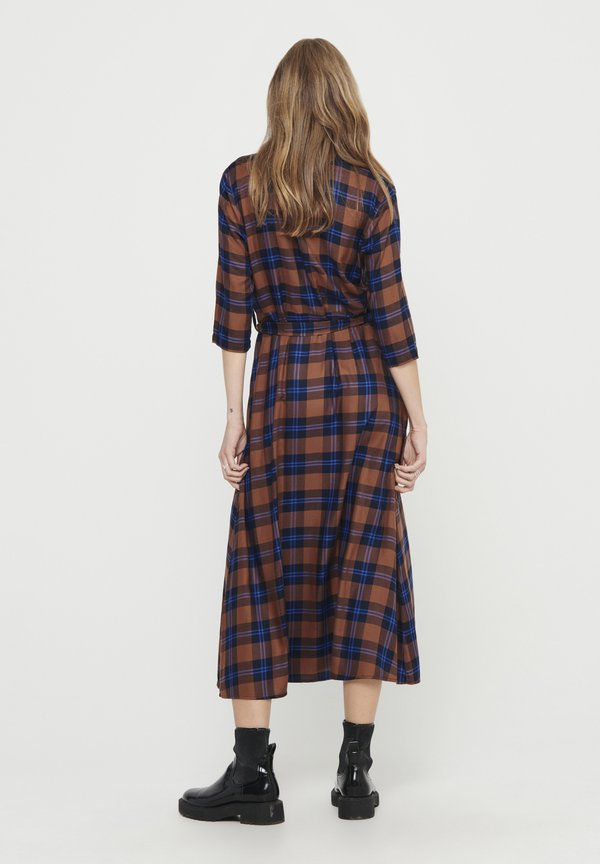 STAY 3/4 MIDCALF WVN - Shirt dress3