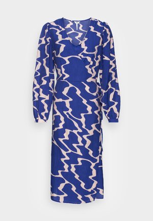 Object Tall OBJVANJA WRAP DRESS - Rochie de zi - clematis blue/hushed violet