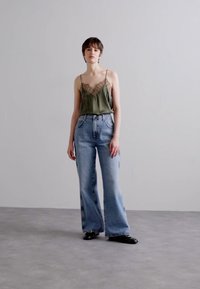 Agolde MAGDA CARPENTER - Wide Leg - entrance