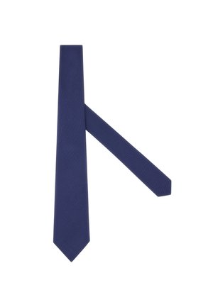 Granatowy krawat z teksturowanej tkaniny, o smukłym fasonie i spiczastym końcu. Wzór krawata jest subtelny, co dodaje głębi jego wyglądowi.